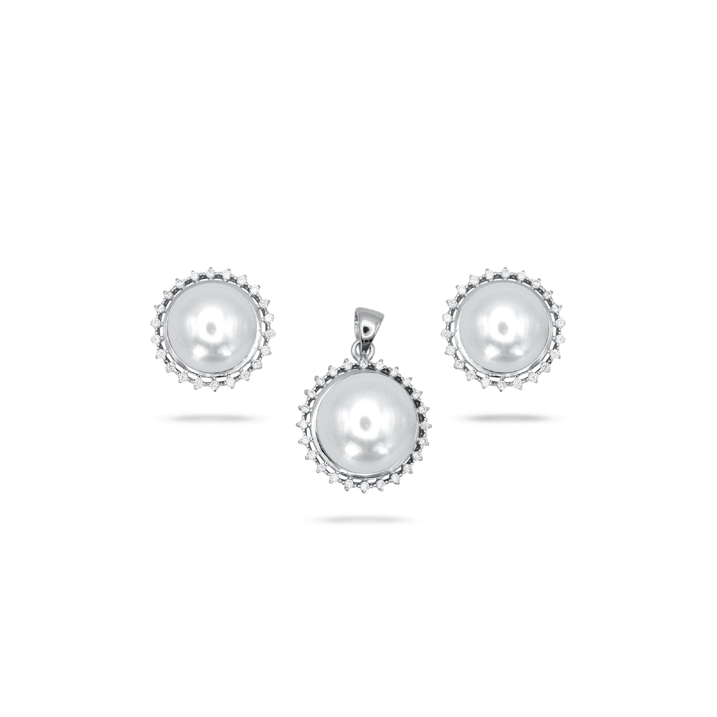 Cultured Pearl Pendant Set