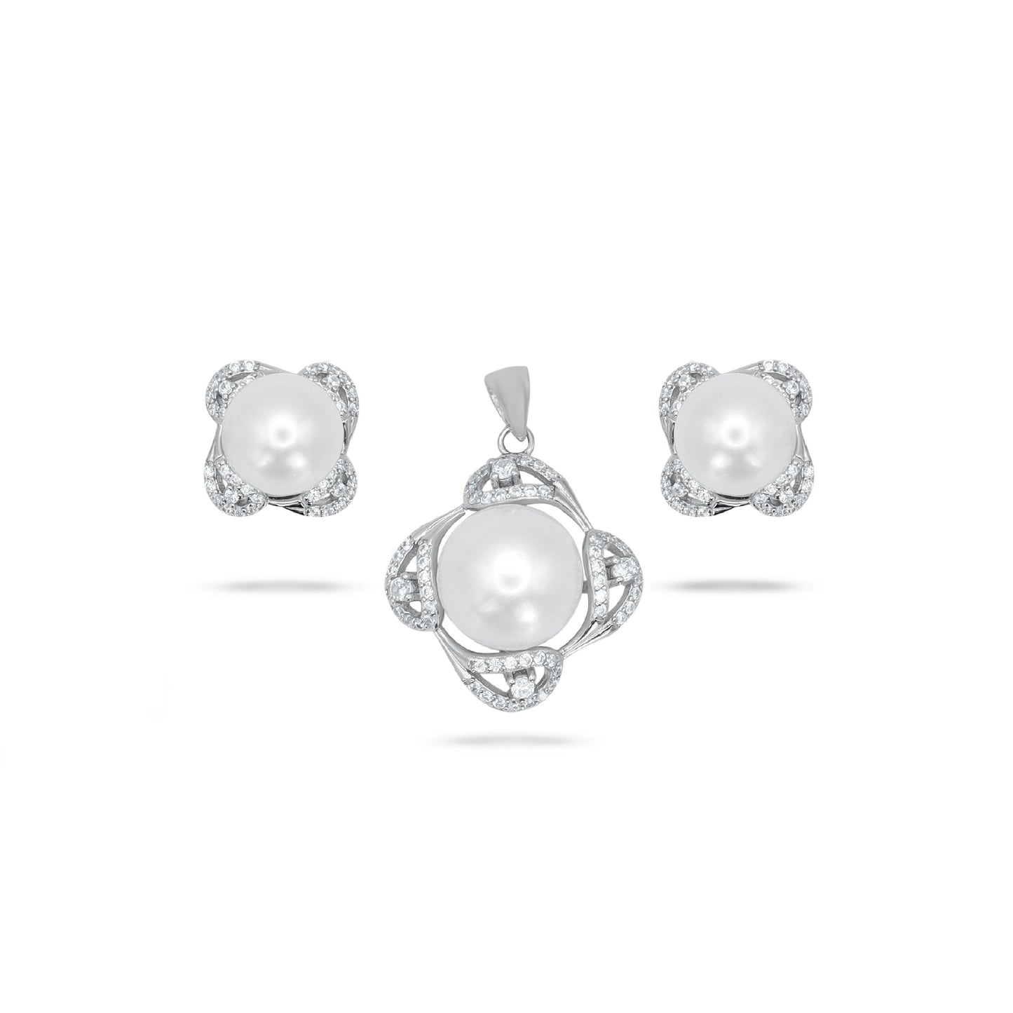 Flower Blooming Pearl Pendant Set