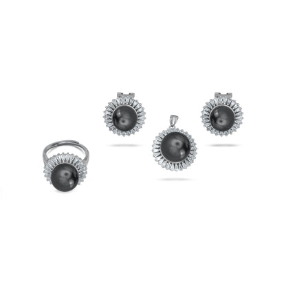 Featuring Black Pearl Pendant Set